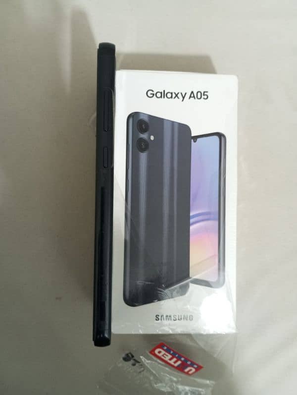 SAMSUNG GALAXY A05 4/128 BLACK COLOUR PERFECT CONDITION UNDER WARRANTY 3