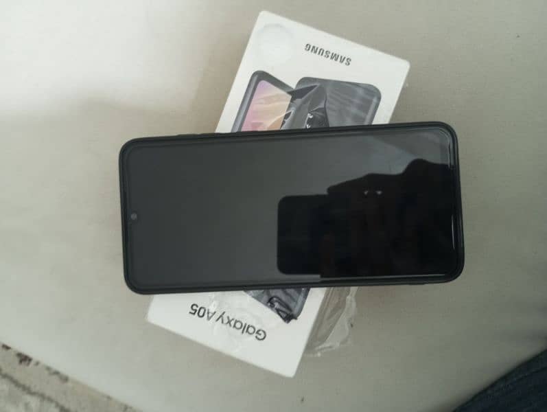 SAMSUNG GALAXY A05 4/128 BLACK COLOUR PERFECT CONDITION UNDER WARRANTY 4