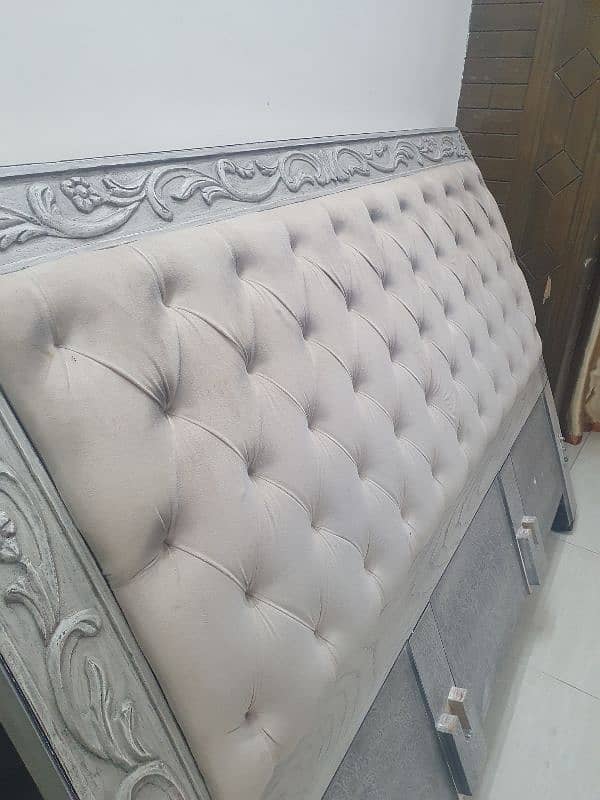 king size bed complete set without matress 0