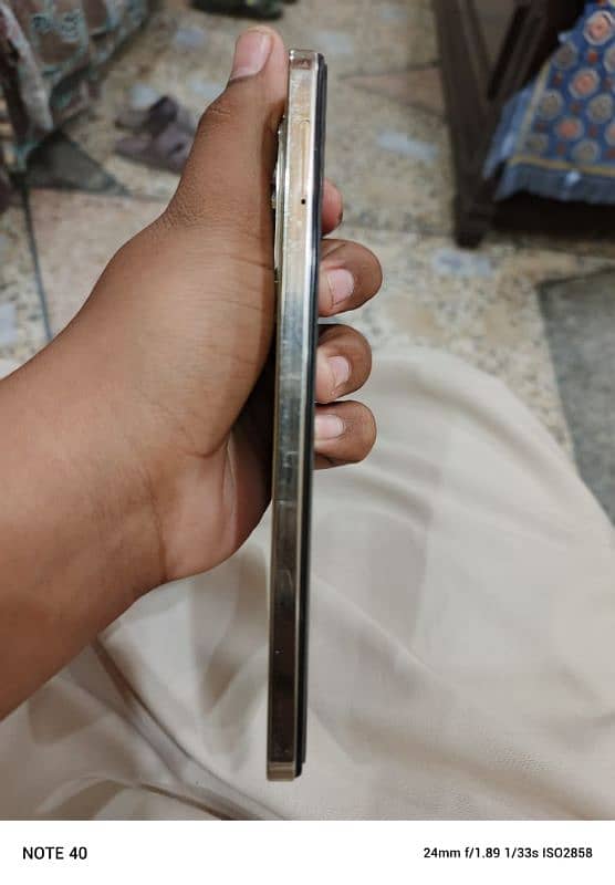 Infinix hot 40 pro 2