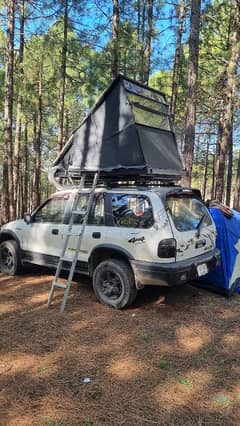 Roof top tent