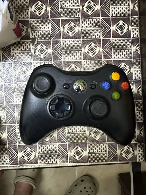 Original Xbox 360 controller 0