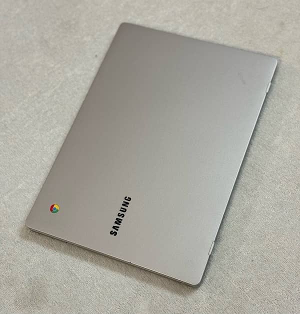 Samsung XE310 Chromebook 4/32gb latest update 2029 Playstore 1