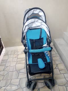 Baby Parm dual space for 2 person with storage underneath all good.