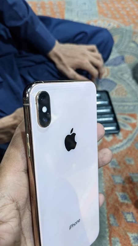 IPhone XS Max 1