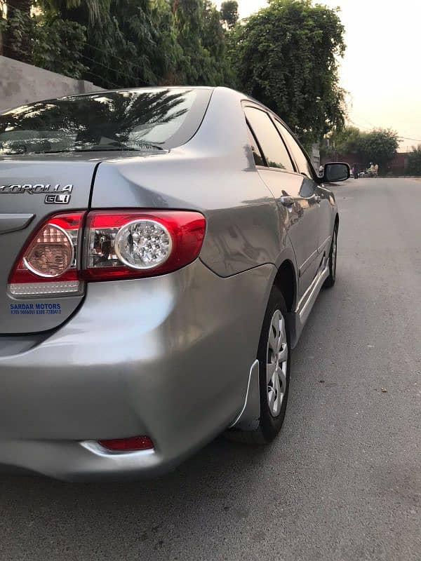 Toyota Corolla GLI 2013 2