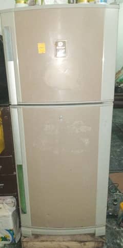 Dowlance fridge for sale