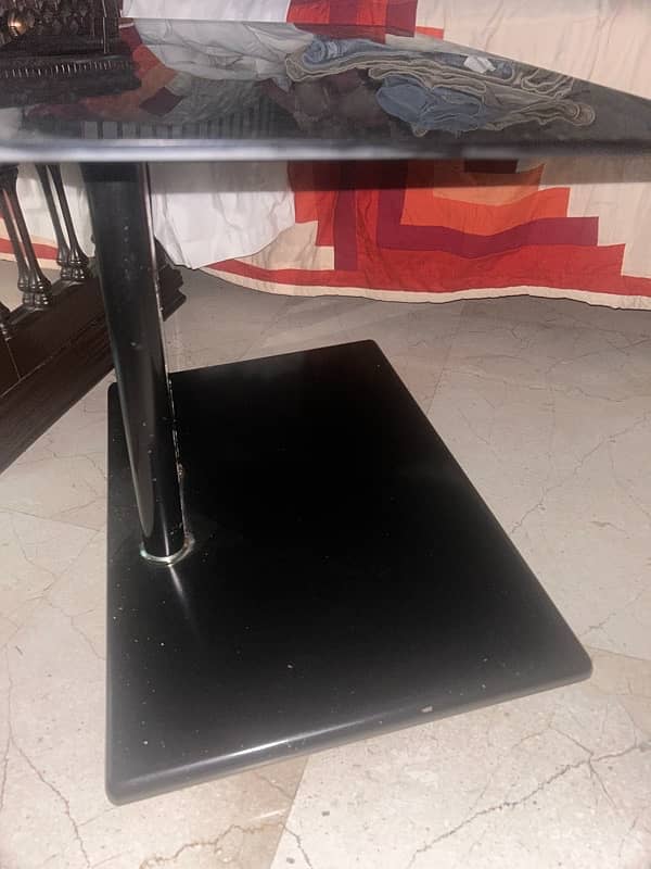 Table for Sale in good condition 2