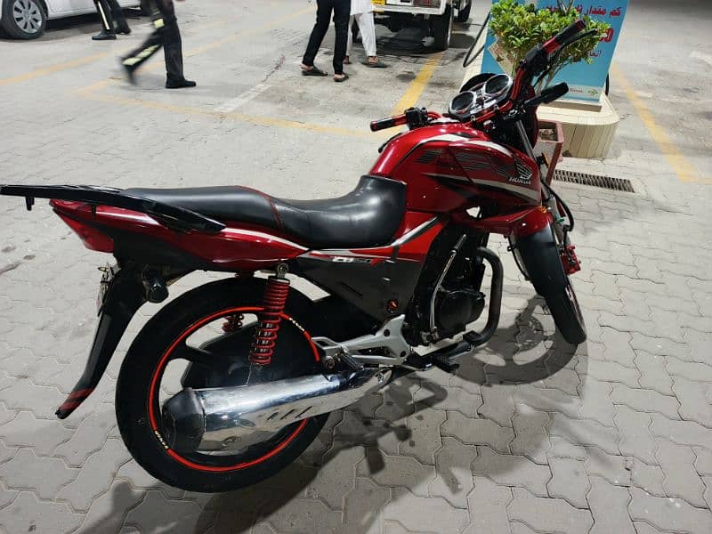 Honda CB 150F (2018 model) PESHAWAR Number 9