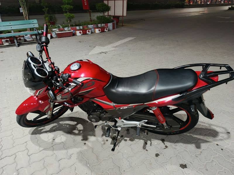 Honda CB 150F (2018 model) PESHAWAR Number 16