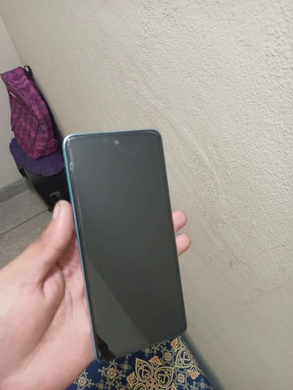 infinix hot 30 done by 10 condition 8 128 1