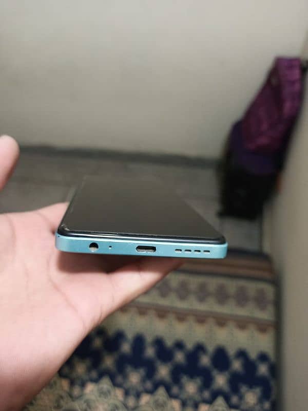 infinix hot 30 done by 10 condition 8 128 4