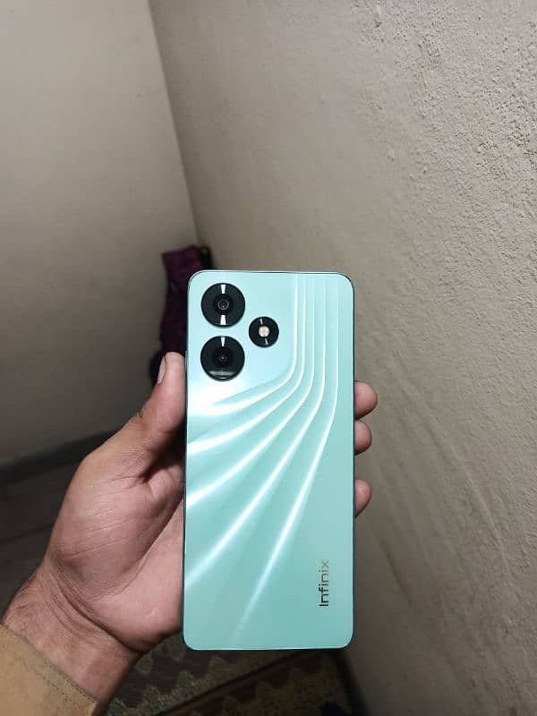 infinix hot 30 done by 10 condition 8 128 8