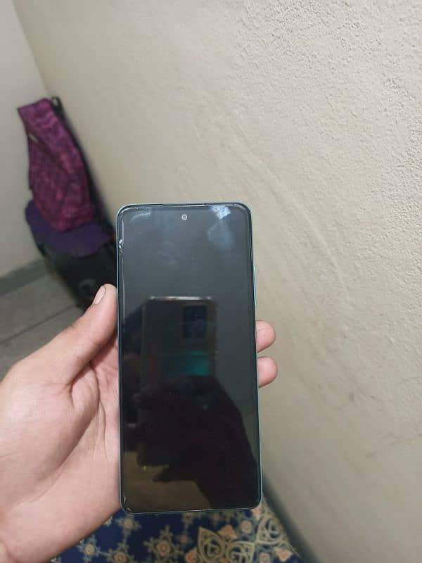 infinix hot 30 done by 10 condition 8 128 9