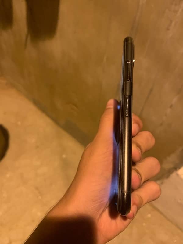 iPhone Xs Non 64gb 5