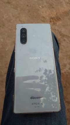 Sony Xperia 5mark2 docomo white colour