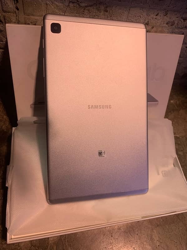 Samsung new tab 3gb 32 gb 2