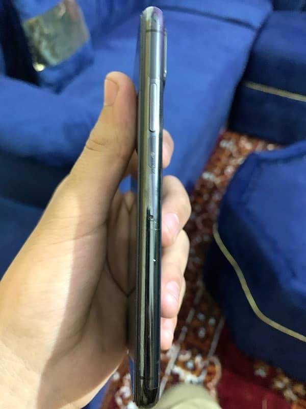 I phone xs  condition 10/9 3