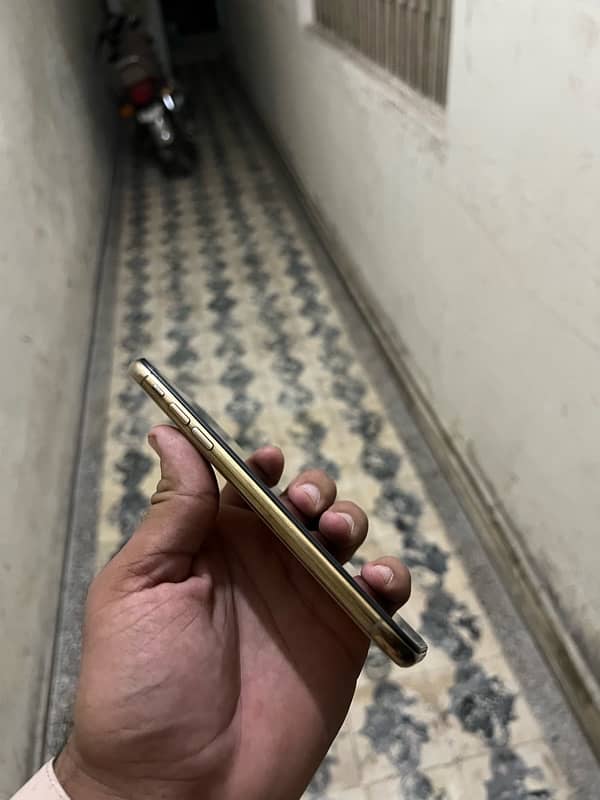 iphone Xs 3