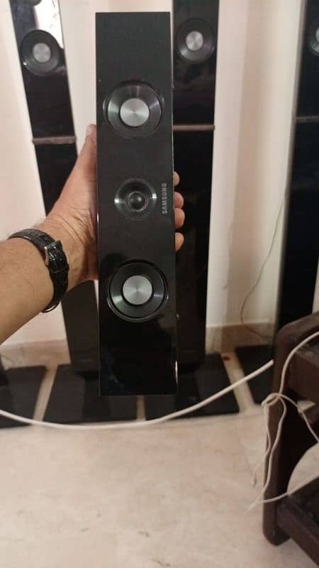 samsung home sounds system 4