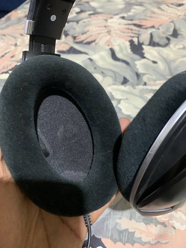 Sennheiser Consumer Audio HD 599 SE Around Ear Open Back Headphone 6