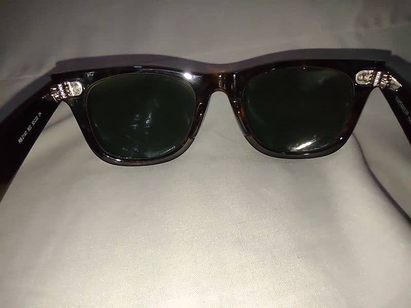 Ray-Ban Wayfarer 2140 Sun Glasses 3