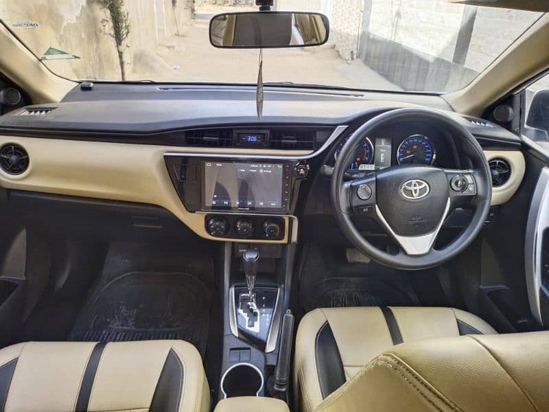 Toyota Corolla Altis 1.6 14