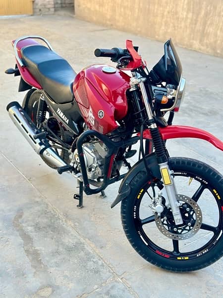 ybr 125 g 2023 model red 5