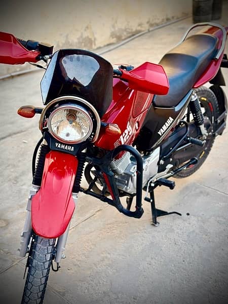 ybr 125 g 2023 model red 6