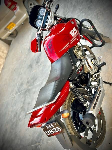 ybr 125 g 2023 model red 8