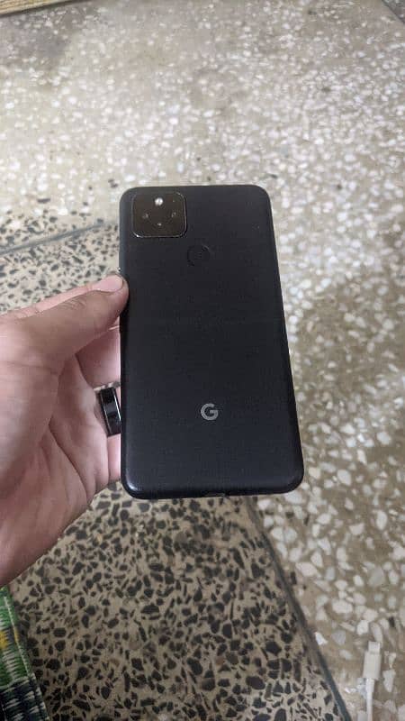 Google pixel 5 panel damage 1