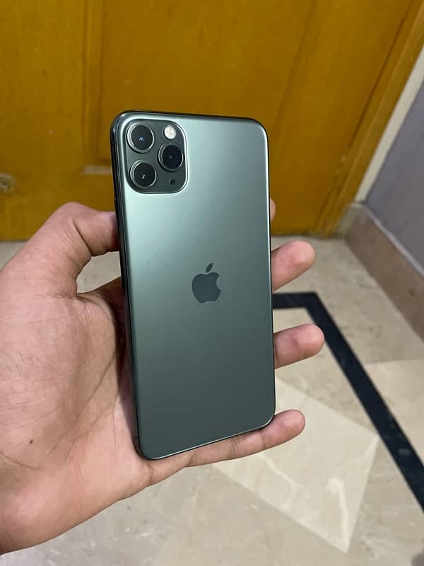 iPhone 11 Pro Max 512Gb Non Pta Factory unlock 93% battery Health 1