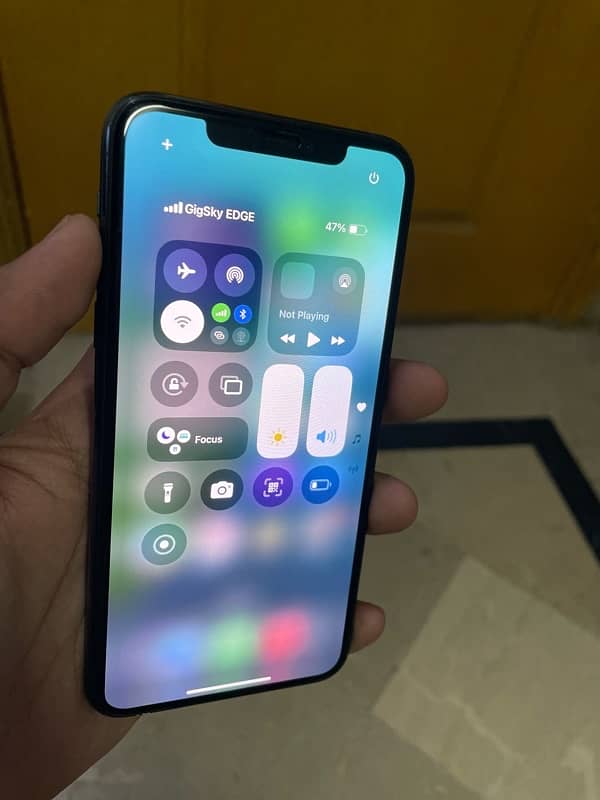 iPhone 11 Pro Max 512Gb Non Pta Factory unlock 93% battery Health 12