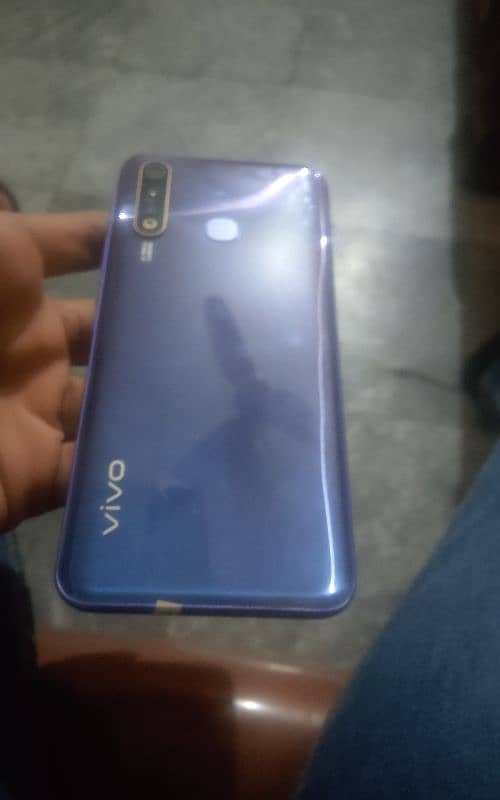 vivo y19 8rom 256gb 2