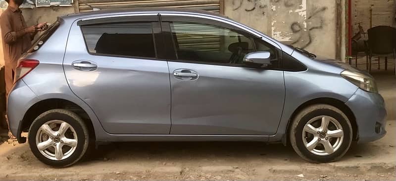 Toyota Vitz 2012 2