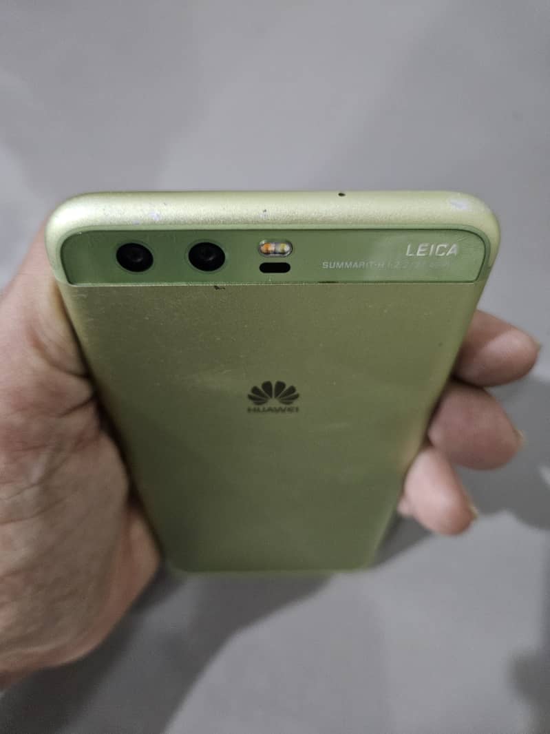 Huawei P10 Plus 4/64 1