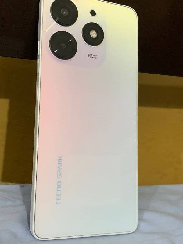 Tecno Spark 10 Pro 8/256 4