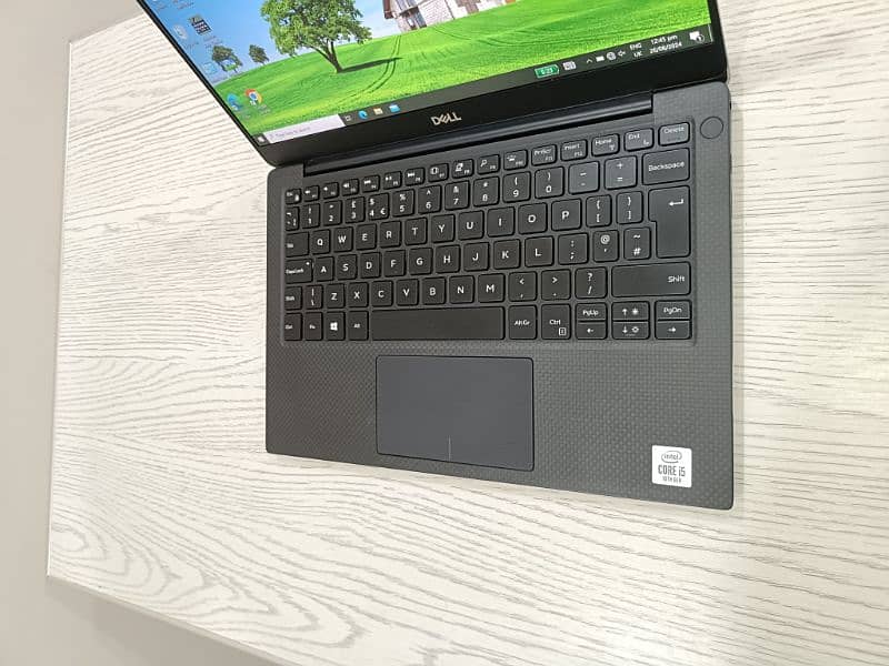 Dell xps 13 9370 core i5 10th gen quadcore 13.3 inch 1080p bezelless 3