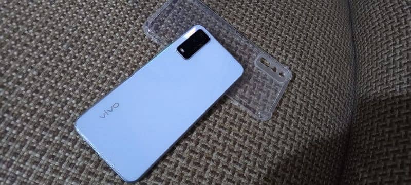 Vivo y12s condition 10 by 08 hai 5