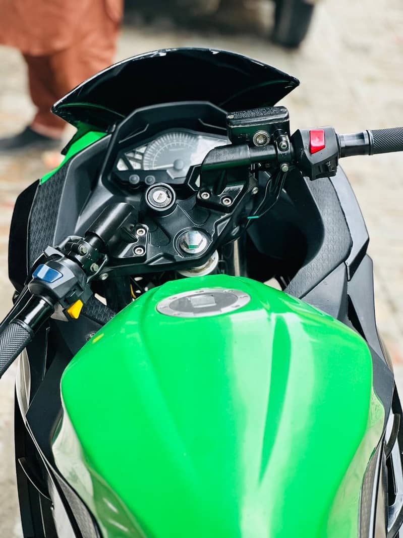 Kawasaki Ninja 250R 2019 3