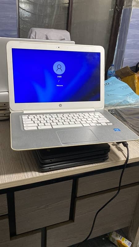 Hp Celeron 14 4GB 128GB SSD 6