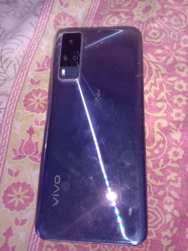 vivo. . . 8)128 7