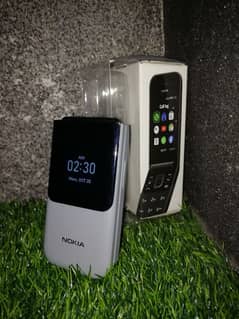 Nokia 2720 flip