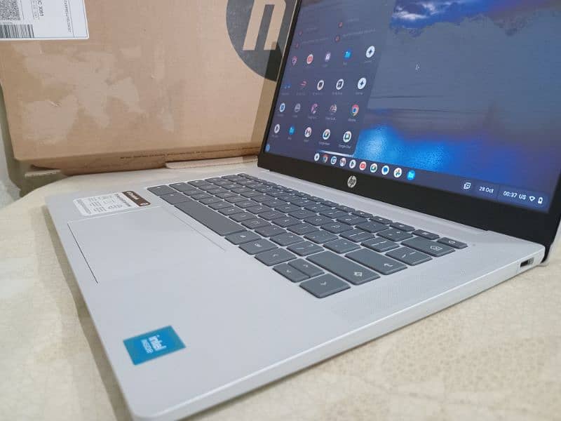 Hp Chromebook(4/64GB],Touch screen,10 years Software &Security updates 3