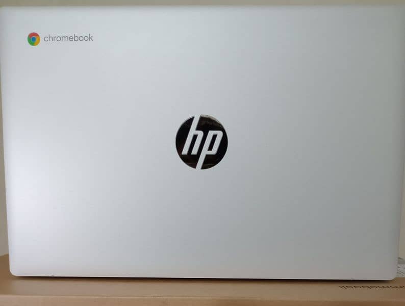 Hp Chromebook(4/64GB],Touch screen,10 years Software &Security updates 6