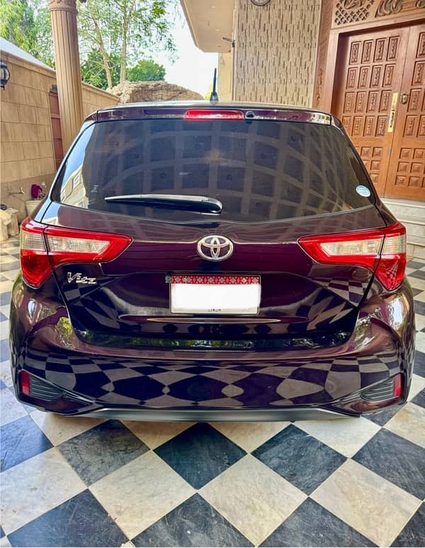 Toyota Vitz 2018 1