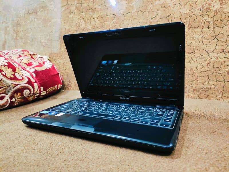 TOSHIBA Satellite Pro | Core i5 | 0332-6155403 6