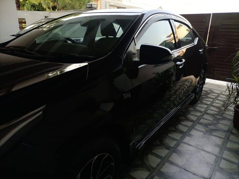 Toyota Altis Grande 2016 13