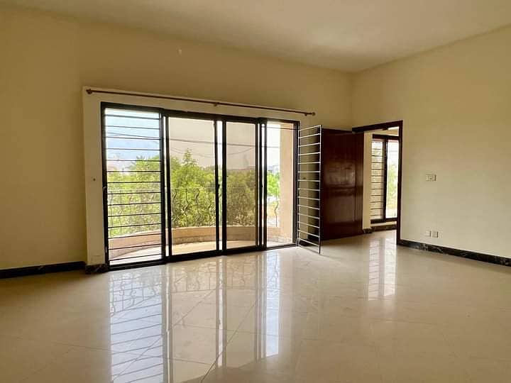 Precious Luxurious Bungalow for Rent In DHA Phase 8 12