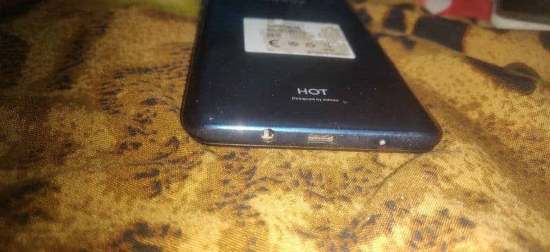 Infinix Hot 9 play 8